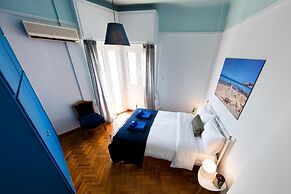 Your Home under the Acropolis Roofdeck