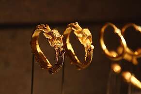 Your Home under the Acropolis Roofdeck