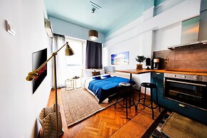 Your Home under the Acropolis Roofdeck