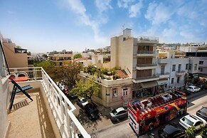 Your Home under the Acropolis Roofdeck