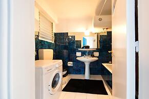 Your Home under the Acropolis Roofdeck