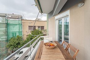 Sun splashed sanctum balconies Acropolis