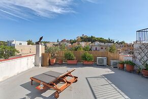 Serene Acropolis View Roofdeck