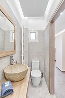 Serene Acropolis View Roofdeck