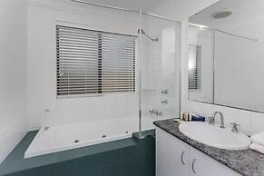 Cosy Corner by the BnB Collection