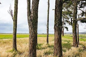 Cosy Corner by the BnB Collection