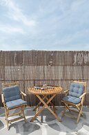 Island in the sky Acropolis & city views