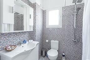 Island in the sky Acropolis & city views