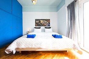 Yourhome under Acropolis Roofdeck w.view