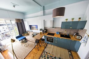 Yourhome under Acropolis Roofdeck w.view