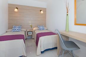 Apartamentos Calablanca