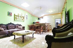 Waroeng Transit & Depary Homestay