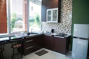 Alinson Boutique Resident Batam