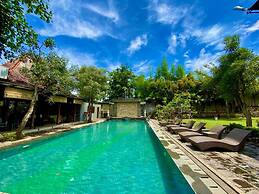 Alinson Boutique Resident Batam