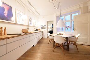 Direct Inner City Deluxe 1