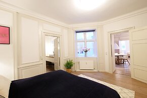 Direct Inner City Deluxe 1