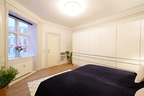 Direct Inner City Deluxe 1