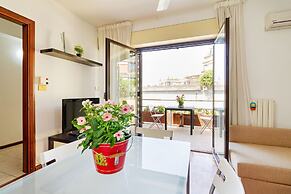 Le Palme Apt with Terrace and Sea View