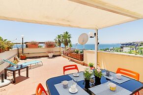 Le Palme Apt with Terrace and Sea View