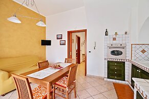 Central Balcony Apartment