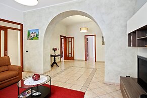 Central Balcony Apartment