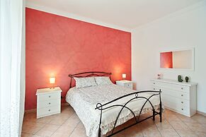 Central Balcony Apartment