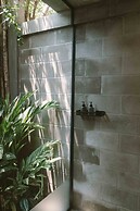 Larimar Hotel and Resort