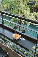 Larimar Hotel and Resort