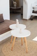 Cinnamon Villa with Private Hot Tub