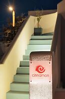 Cinnamon Villa with Private Hot Tub