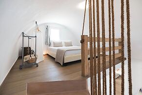 Cinnamon Villa with Private Hot Tub