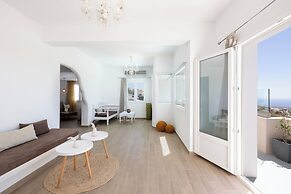 Cinnamon Villa with Private Hot Tub