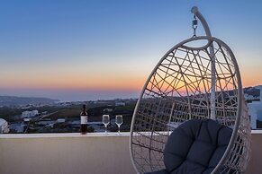 Cinnamon Villa with Private Hot Tub