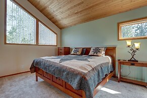 15 Big Leaf 3 Bedroom Home by Redawning