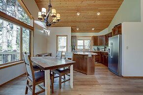 15 Big Leaf 3 Bedroom Home by Redawning