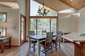 15 Big Leaf 3 Bedroom Home by Redawning