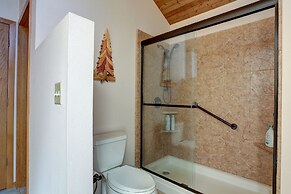 15 Big Leaf 3 Bedroom Home by Redawning