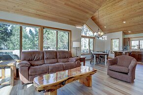 15 Big Leaf 3 Bedroom Home by Redawning