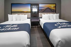 Days Inn by Wyndham Galt/Elk Grove South