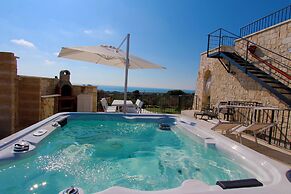 The Dream Residence 241