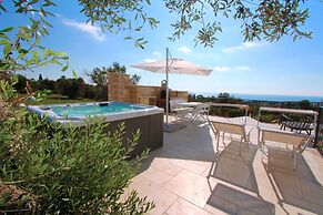 The Dream Residence 241