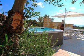 The Dream Residence 241