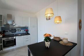 The Dream Residence 242