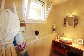 The Dream Residence 244