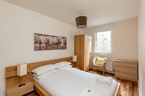 Silver Lining - Grassmarket Apartments