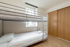 Silver Lining - Grassmarket Apartments