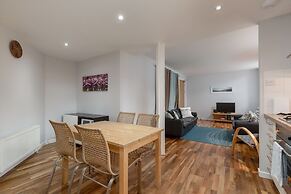 Silver Lining - Grassmarket Apartments