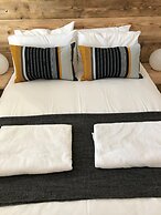 2 Crown Barton - Glastonbury