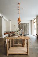 Hoy Paris - Home of YOGA