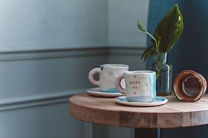 Hoy Paris - Home of YOGA